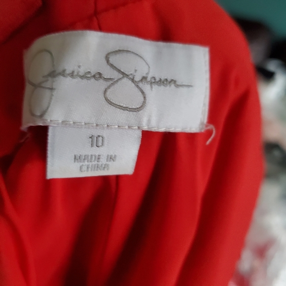 Jessica Simpson ruffled red dress - Picture 7 of 9